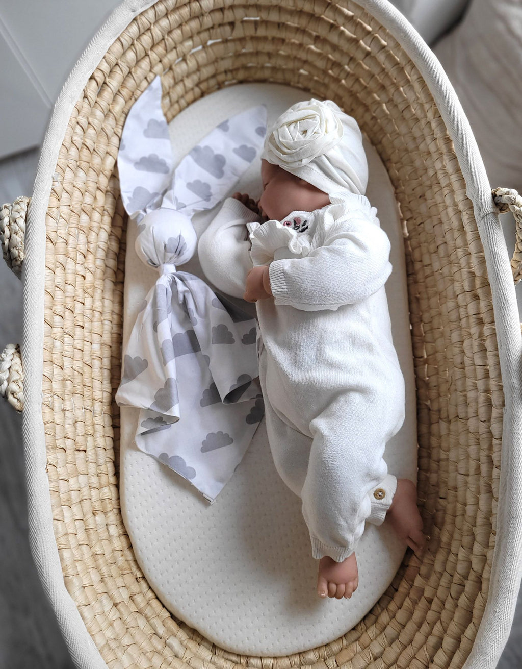 Soft cosy cuddly bunny blanket in cotton - Grey clouds