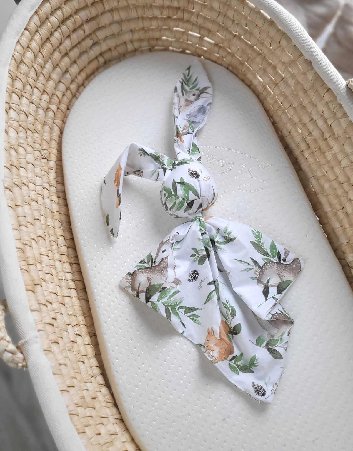 Soft cosy cuddly bunny blanket in cotton - Woodland green
