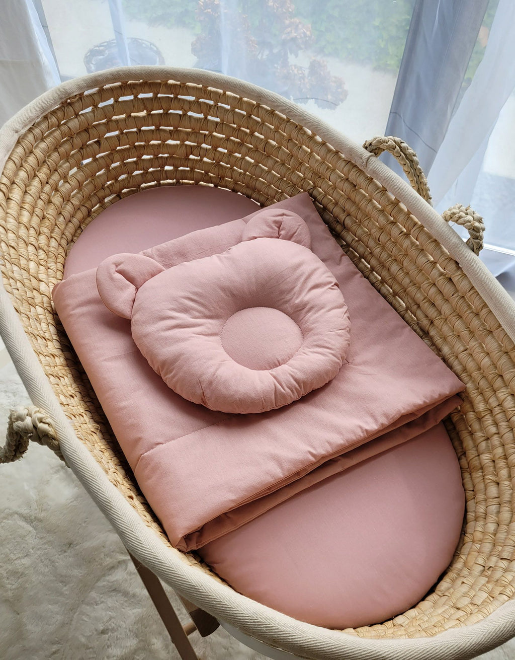 Blanket with pillow - 2pcs set - pastel pink