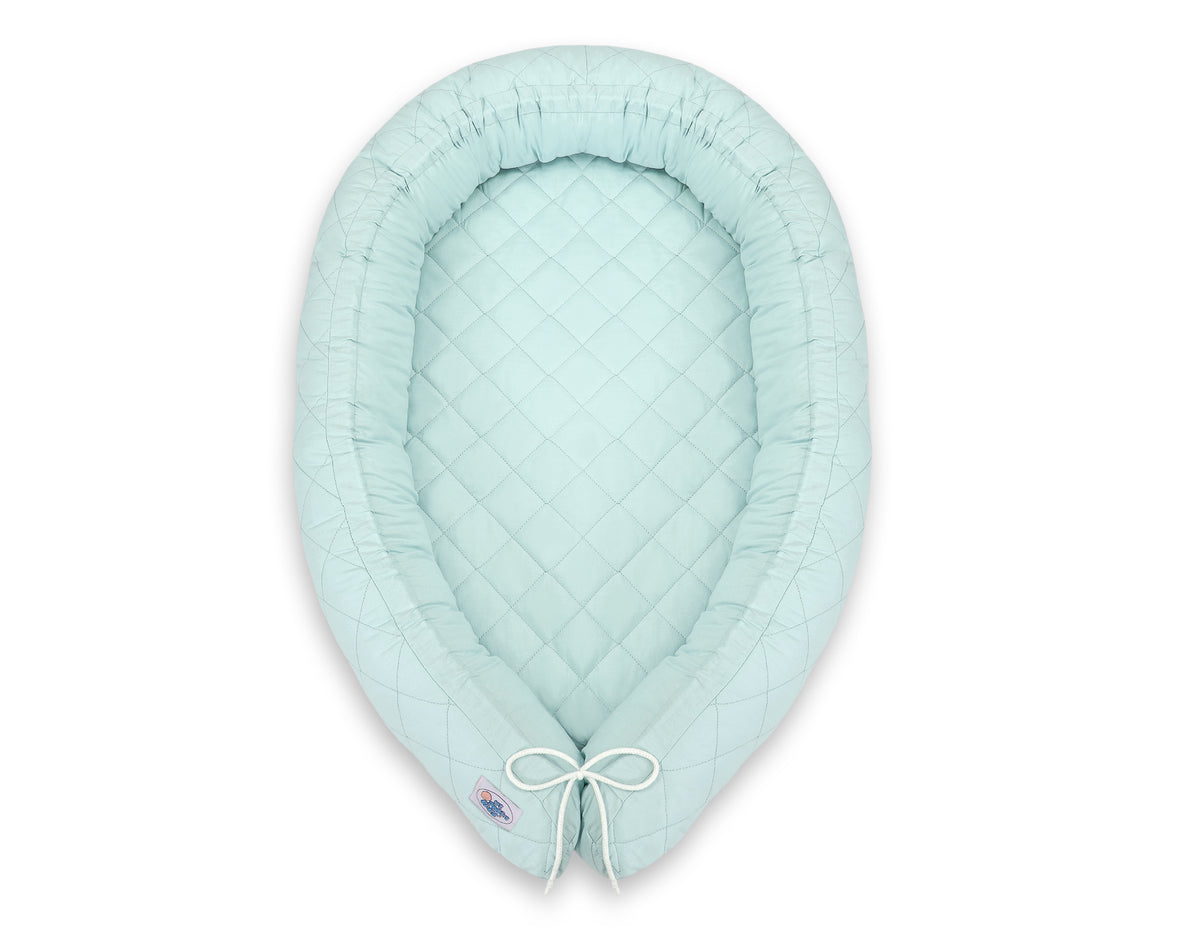 2-in-1 - Baby nest quilted - snake pillow bumper - white