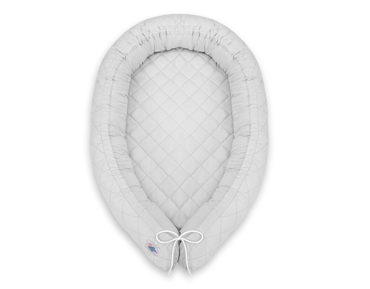2-in-1 - Baby nest quilted - snake pillow bumper - white