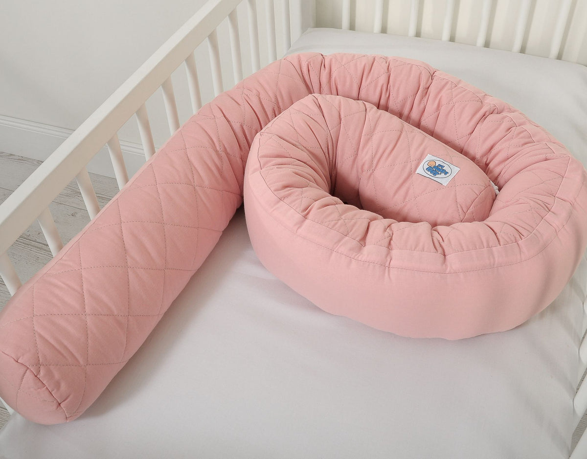2-in-1 - Baby nest quilted - snake pillow bumper - white