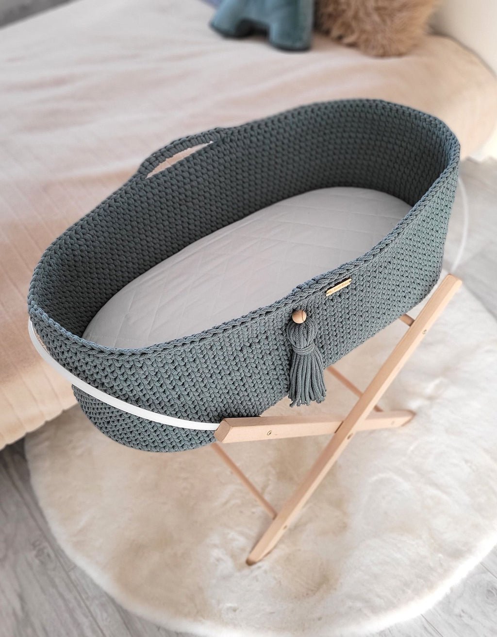 Moses basket BOHO Handmade with stand - laurel