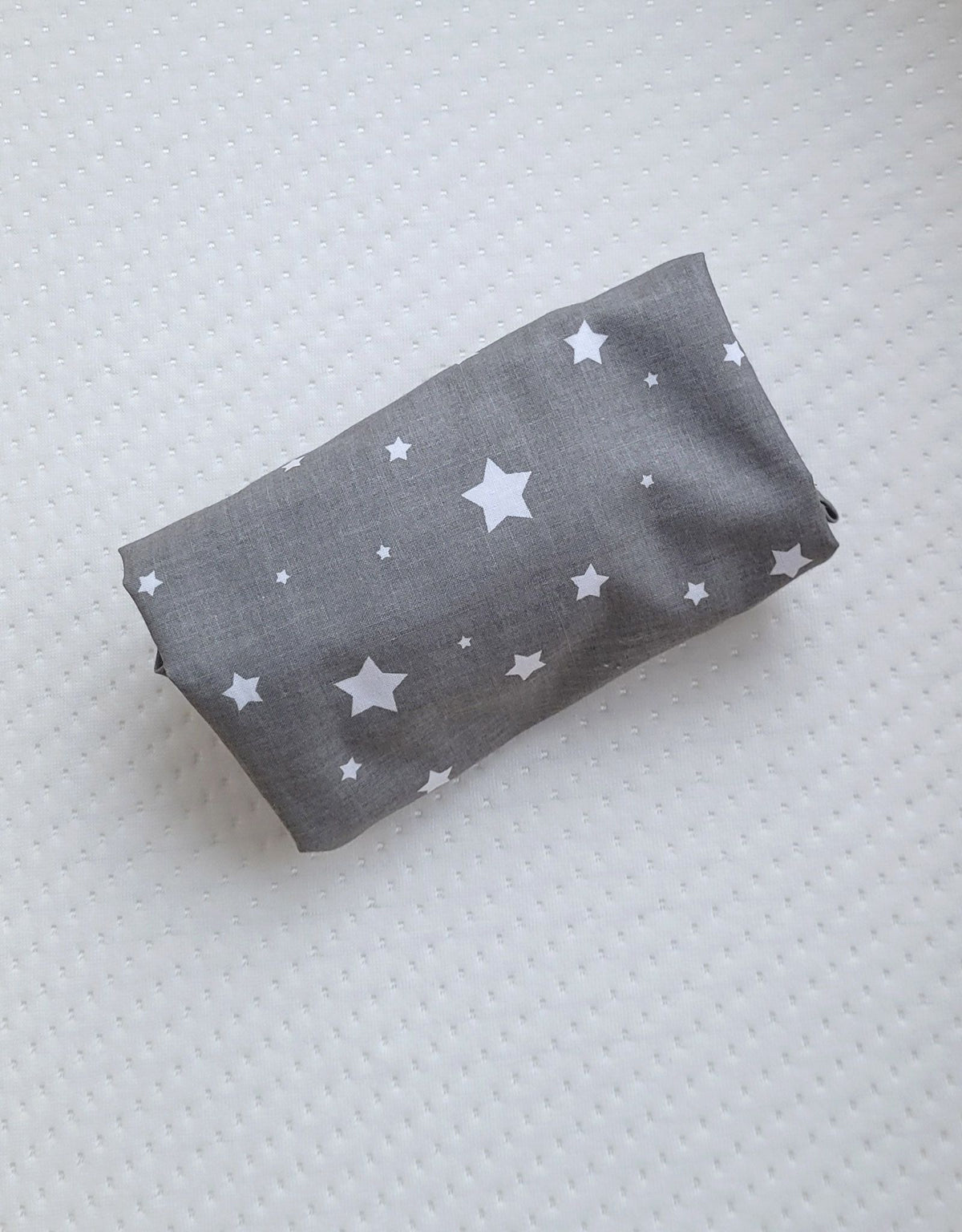 Sheet made of cotton for moses basket mattress 75x35 cm - mini stars white