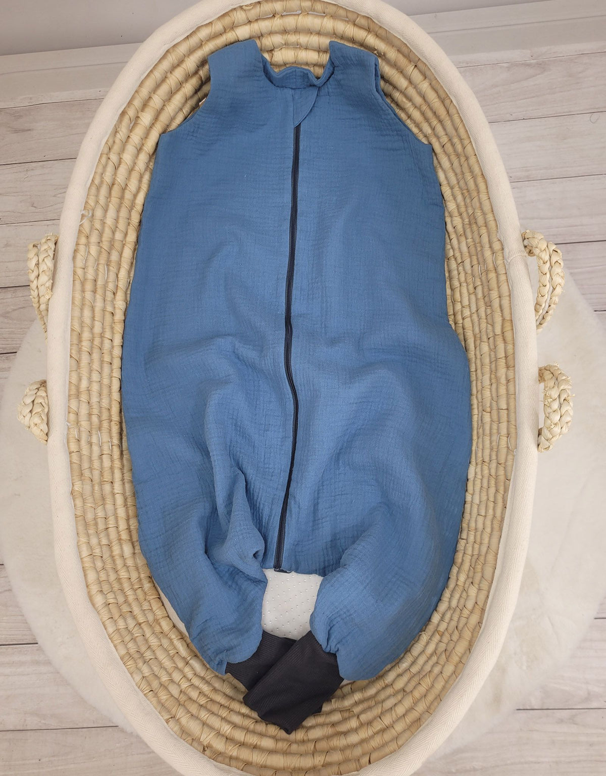 Muslin baby sleeping bag with legs L 9-24 months for summer TOG 1.0 - pastel blue